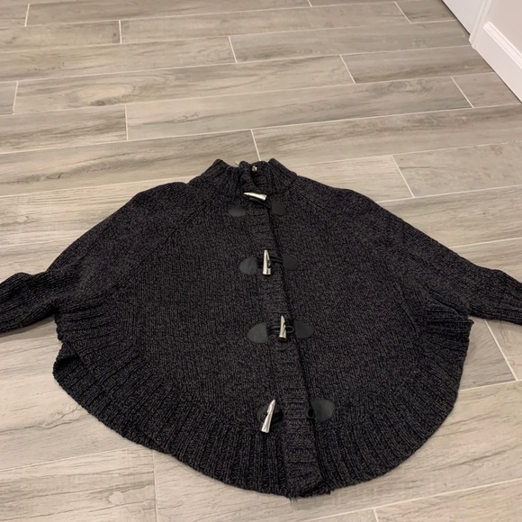 MICHAEL KORS Sweater Poncho Size Small - Picture 2 of 5